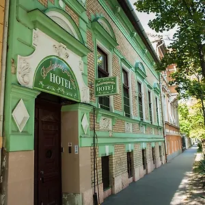 2* Hotel Budapest Garden Hotel